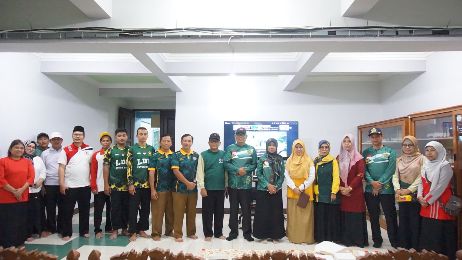 Bukan Sekadar Bersih-Bersih, Geber Mas Kemenag Tuban Bangun Kesadaran Rawat Rumah Allah