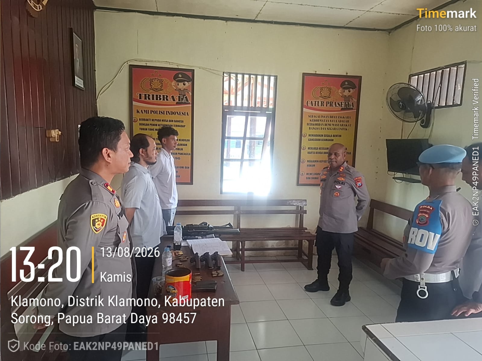 Propam Polda Papua Barat Daya Laksanakan Sidak Quick Wins Polri di Polsek Klamono