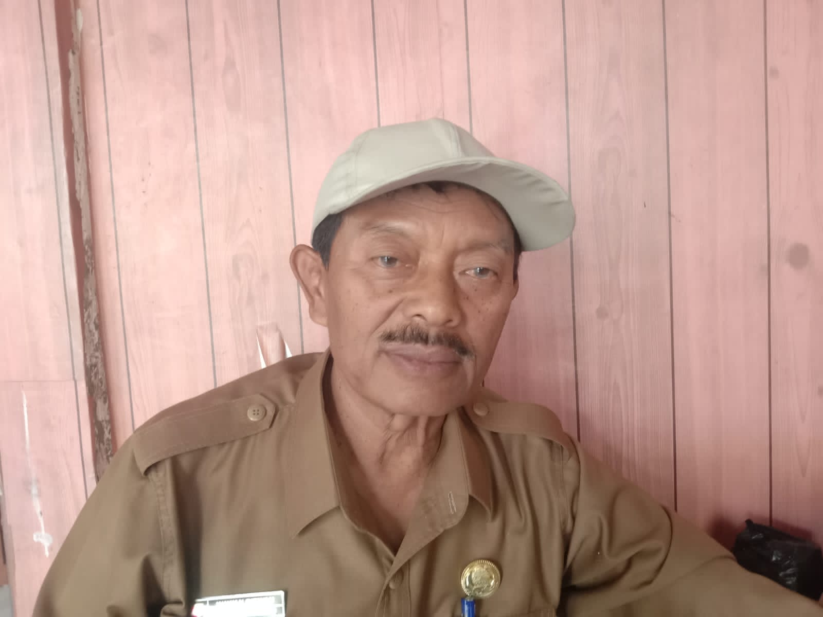 Kades Wawan Keluhkan Hilangnya Bebatuaan Di Aliran Sungai CIitarum, Warga Sukarame Pacet Cemas Banjir Kades Wawan Keluhkan Hilangnya Bebatuaan Di Aliran Sungai CIitarum, Warga Sukarame Pacet Cemas Banjir