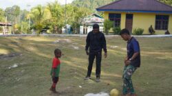 Bukan Sekadar Membangun Desa, Satgas TMMD Ke-129 Hadirkan Keceriaan Bersama Anak-Anak Kampung Sesor Bukan Sekadar Membangun Desa, Satgas TMMD Ke-129 Hadirkan Keceriaan Bersama Anak-Anak Kampung Sesor