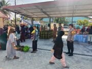 Sinergitas TNI dan Polri Kec Waru Amankan Pasar Murah