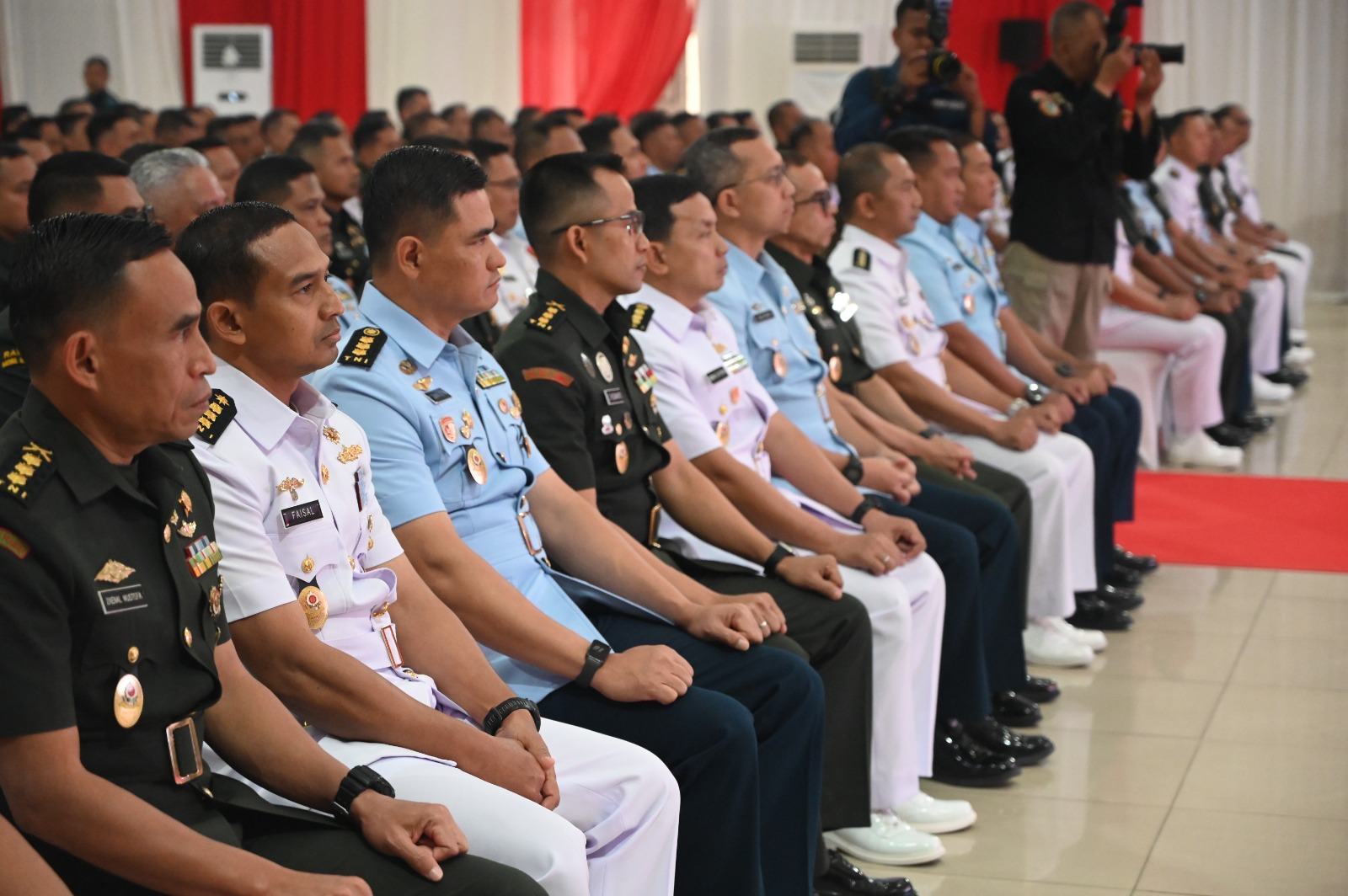 Panglima TNI: Pemimpin Harus Adaptif dan Tepat Mengambil Keputusan Panglima TNI: Pemimpin Harus Adaptif dan Tepat Mengambil Keputusan
