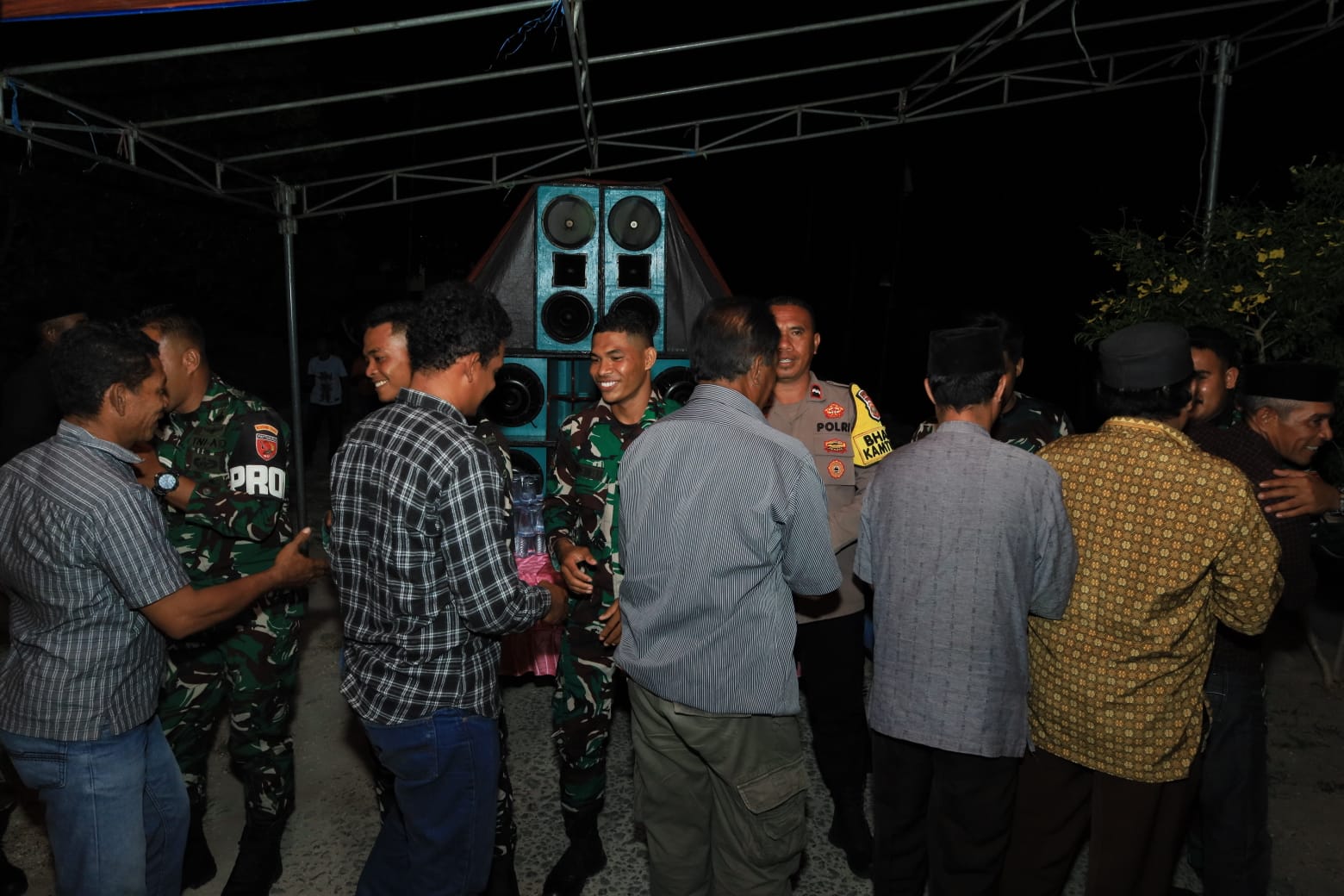 Bukan Sekadar Tugas, TMMD ke-129 Tinggalkan Air Mata dan Kenangan di Hati Warga Bukan Sekadar Tugas, TMMD ke-129 Tinggalkan Air Mata dan Kenangan di Hati Warga