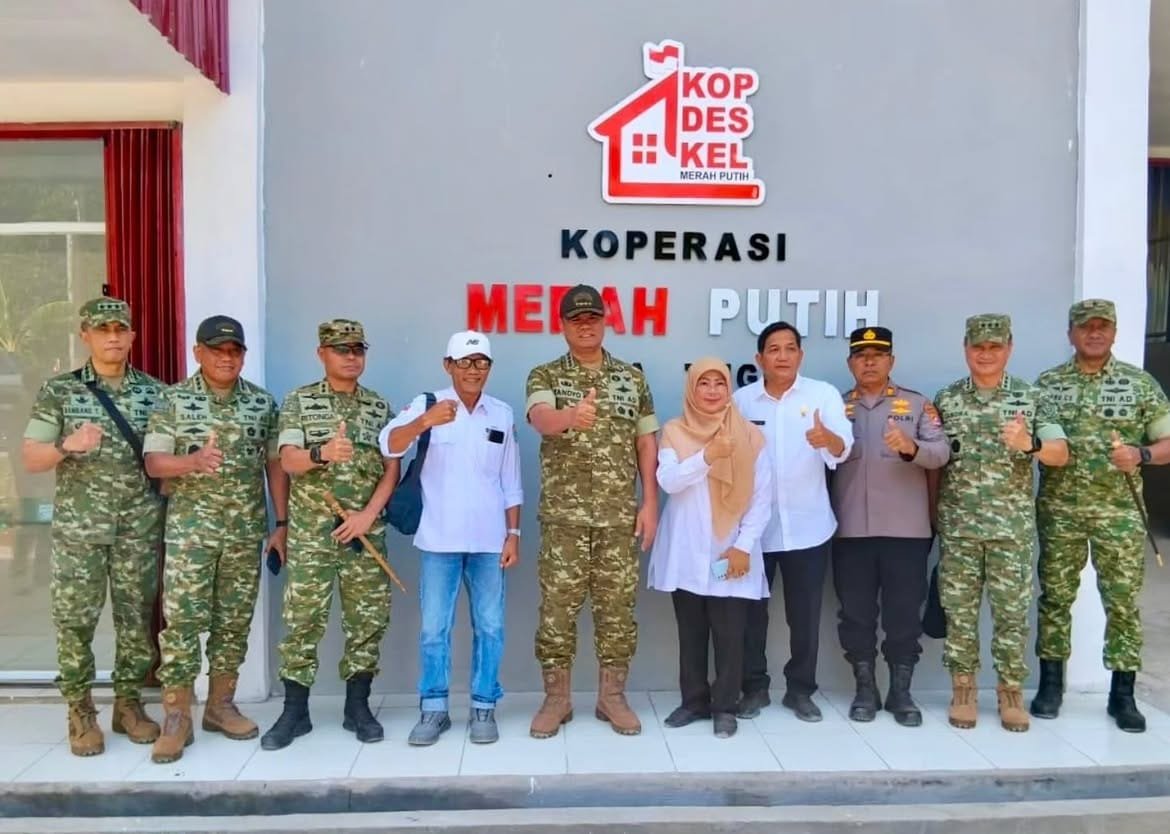 Wapang TNI Tinjau Karya Bakti, Pembangunan KDKMP dan Yonif TP 842/Badak Sakti di Pandeglang