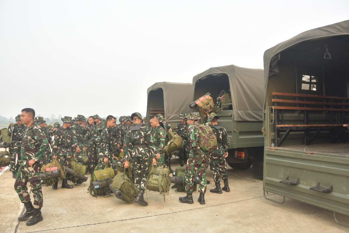TNI Kerahkan Tiga Batalyon Teritorial Pembangunan Perkuat Penanganan Karhutla di Kalbar