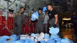 Hari Kesepuluh Penanganan Gempa NTT, TNI Salurkan 825,585 Ton Bantuan