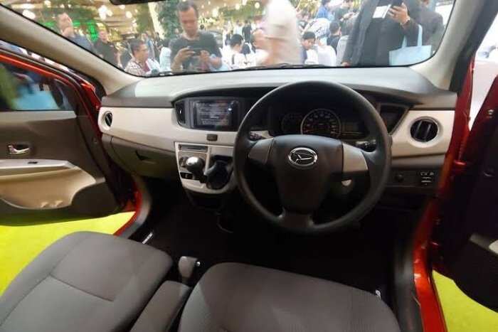 5 Pilihan Mobil LCGC di Bawah Rp200 Juta 5 Pilihan Mobil LCGC di Bawah Rp200 Juta