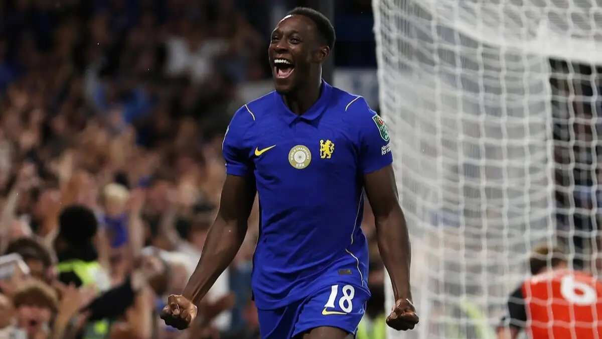 Kemenangan Chelsea atas Luton Town dan Debut Menjanjikan Danny Welbeck