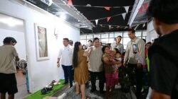Kunjungan Presiden Prabowo ke Warga Relokasi di Senen Jakarta Kunjungan Presiden Prabowo ke Warga Relokasi di Senen Jakarta