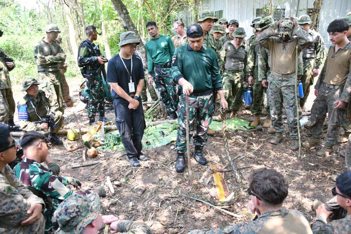 Latgabma Super Garuda Shield 2026 Marfor Lampung Gelar Latihan Menembak Sniper dan Jungle Survival Latgabma Super Garuda Shield 2026 Marfor Lampung Gelar Latihan Menembak Sniper dan Jungle Survival