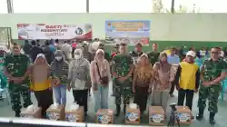 Sambut HUT ke-81 TNI, Kodim Bojonegoro Gelar Baksos Kesehatan dan Bagi Sembako untuk Warga