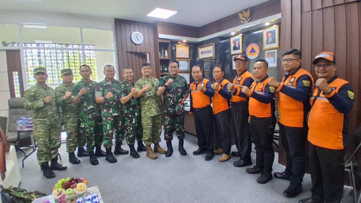 Tim Penyuluh Karhutla Sesko TNI Kunjungi BPBD Kota Samarinda Tim Penyuluh Karhutla Sesko TNI Kunjungi BPBD Kota Samarinda