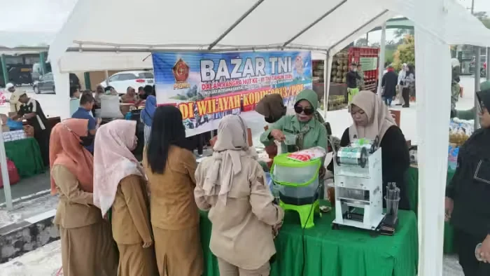 Sambut HUT ke-81 TNI, Kodim 0913/PPU Gelar Bazar Murah Serentak