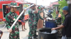 Dampak Kemarau Panjang , Kodim 0913/PPU Salurkan Air Bersih Kepada Warga Penajam