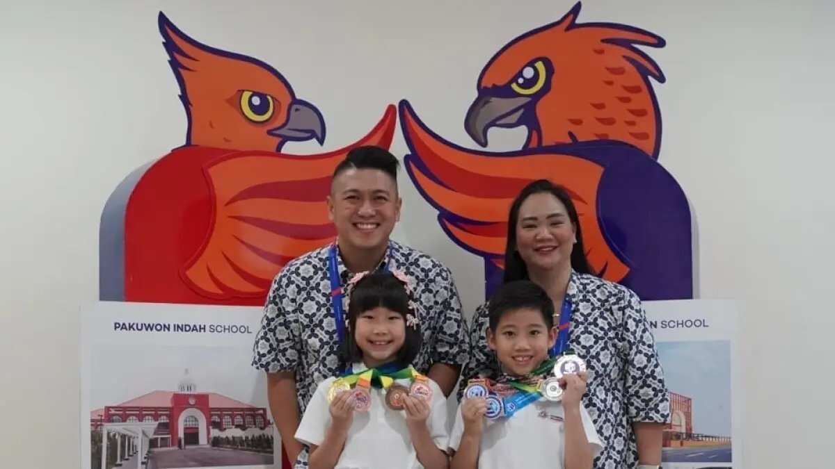 Kakak-Adik Pengoleksi Medali Matematika yang Menginspirasi