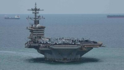 Kapal Induk USS Abraham Lincoln Berlabuh di Thailand