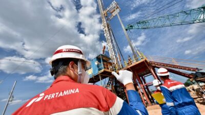 Penggunaan Sumur Rakyat untuk Mencapai Target Lifting Minyak Nasional Penggunaan Sumur Rakyat untuk Mencapai Target Lifting Minyak Nasional