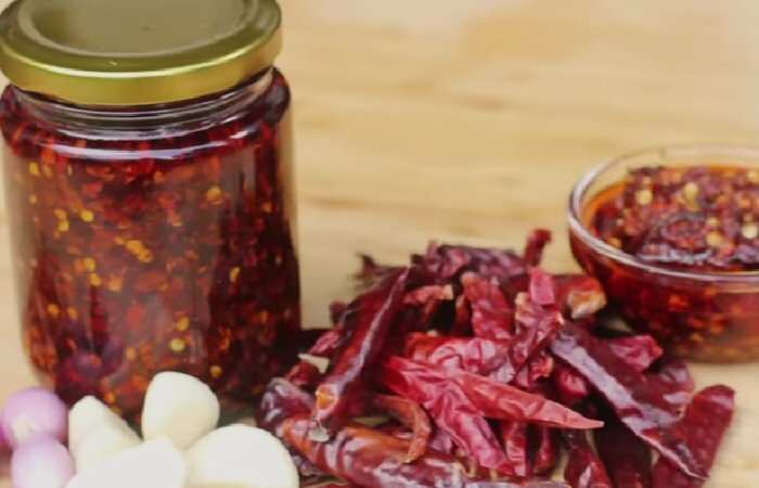 Membuat Chili Oil Lezat di Rumah Membuat Chili Oil Lezat di Rumah