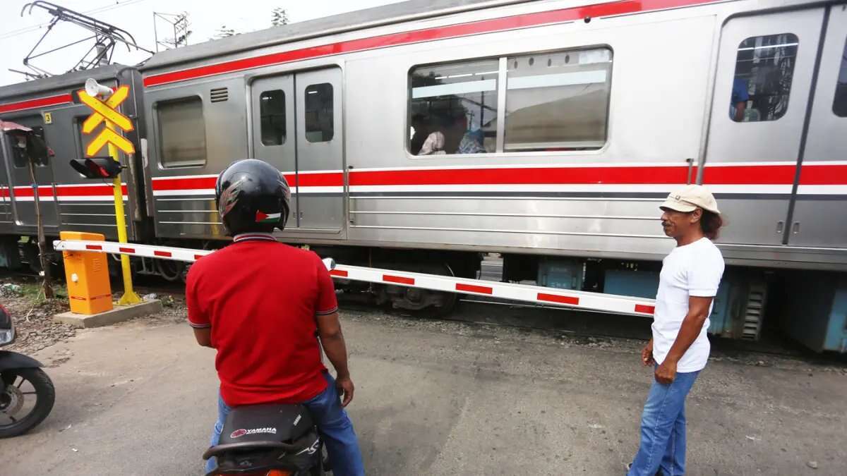 Kenaikan Pengguna KRL Green Line dan Penambahannya