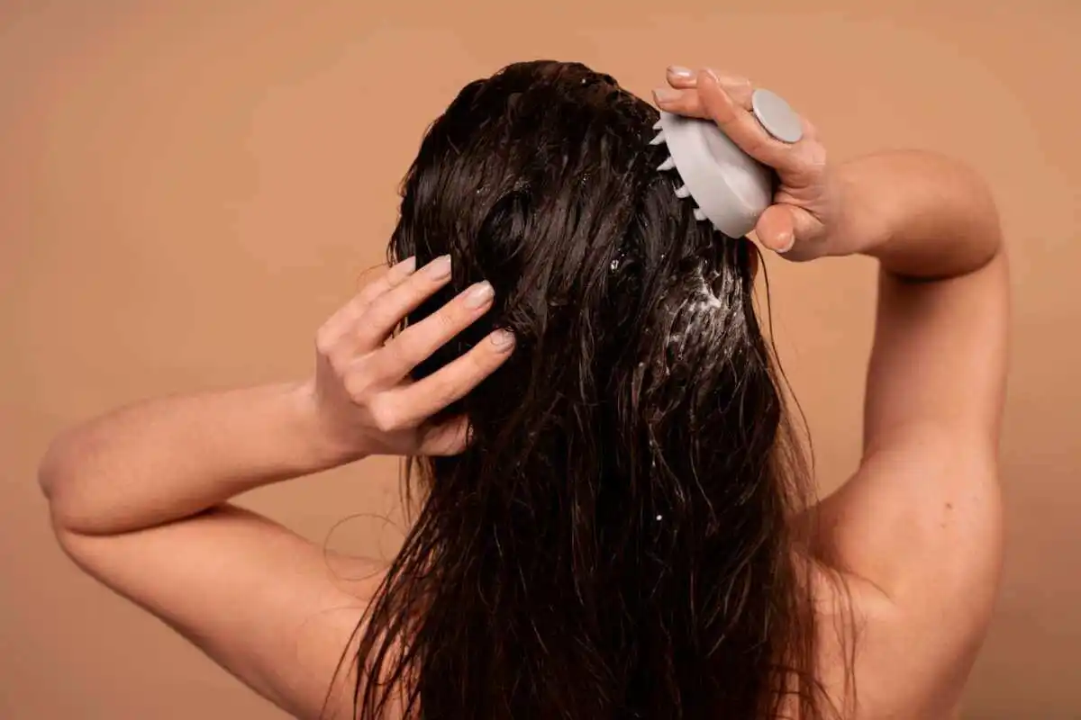 Empat Manfaat Keramas Setiap Tiga Hari untuk Kesehatan Rambut