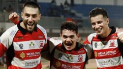 Madura United Kunci Kemenangan Pertama dengan Brace Mitkov