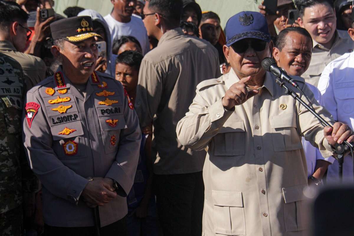 Pemantauan Penanganan Pasca Gempa Flores oleh Presiden Prabowo
