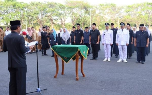 Pelantikan 26 Pejabat Pemkot Cirebon