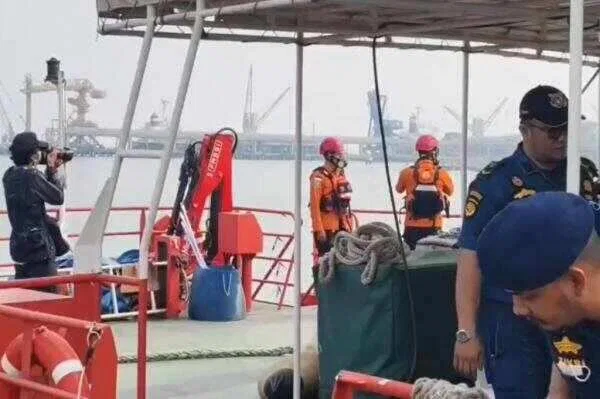 Pencarian Wartawan Hilang Kontak di Anak Krakatau