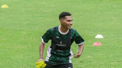 Mengetahui Profil Markus Madjar, Gelandang Muda PSS dari Persipura