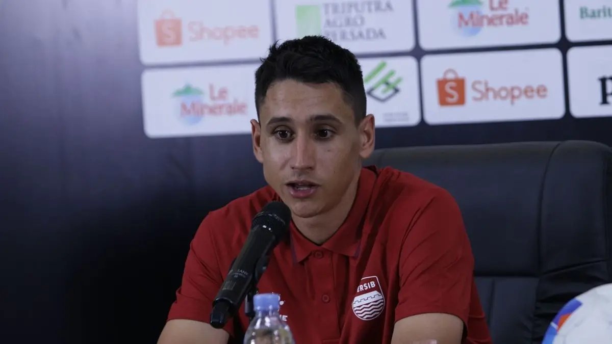 Kecewa di Tengah Pertandingan: Persib Terpukul oleh Persija di Detik Terakhir