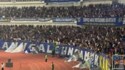 Kemenangan Perdana PSIS: Suporter Bersorak di Stadion Jatidiri