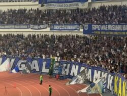 Kemenangan Perdana PSIS: Suporter Bersorak di Stadion Jatidiri