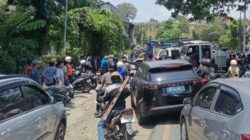 Evakuasi Mobil Elf di Kali Cikumpa: Kemacetan Masih Menghantui Lalu Lintas