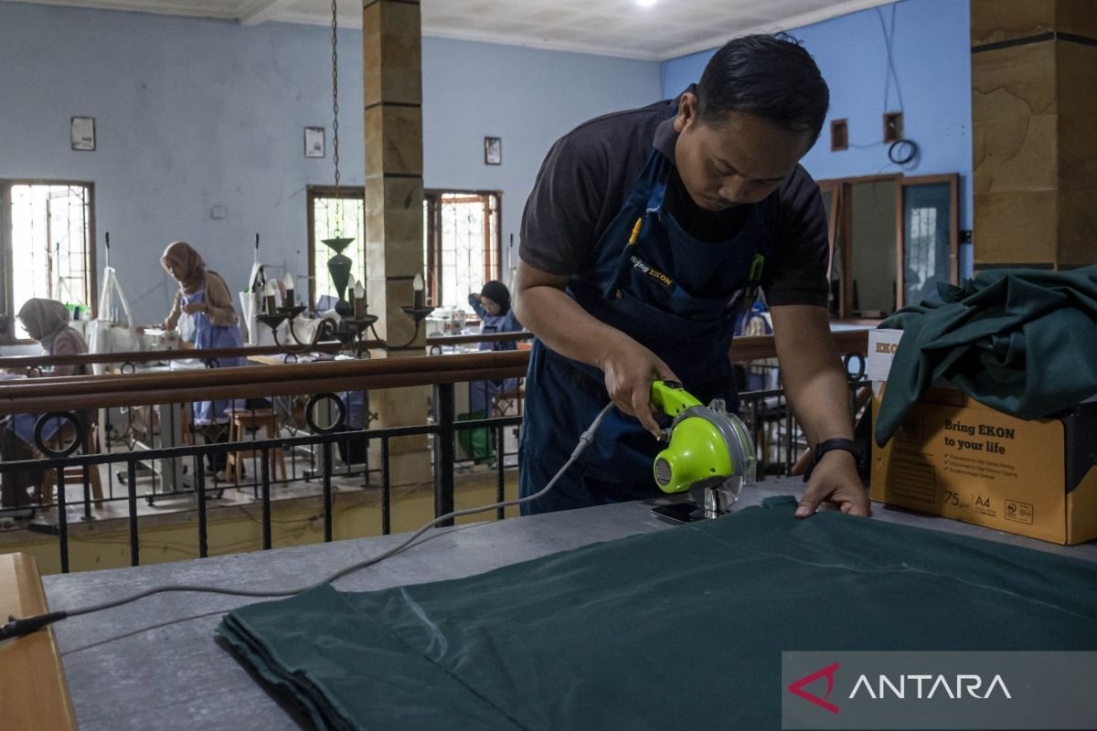 Menguatkan Hubungan Pendidikan dan Dunia Kerja Melalui Kredensial Mikro