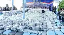 Dua Pria Ditangkap Setelah Menyembunyikan 62,5 Kg Ganja di Petamburan