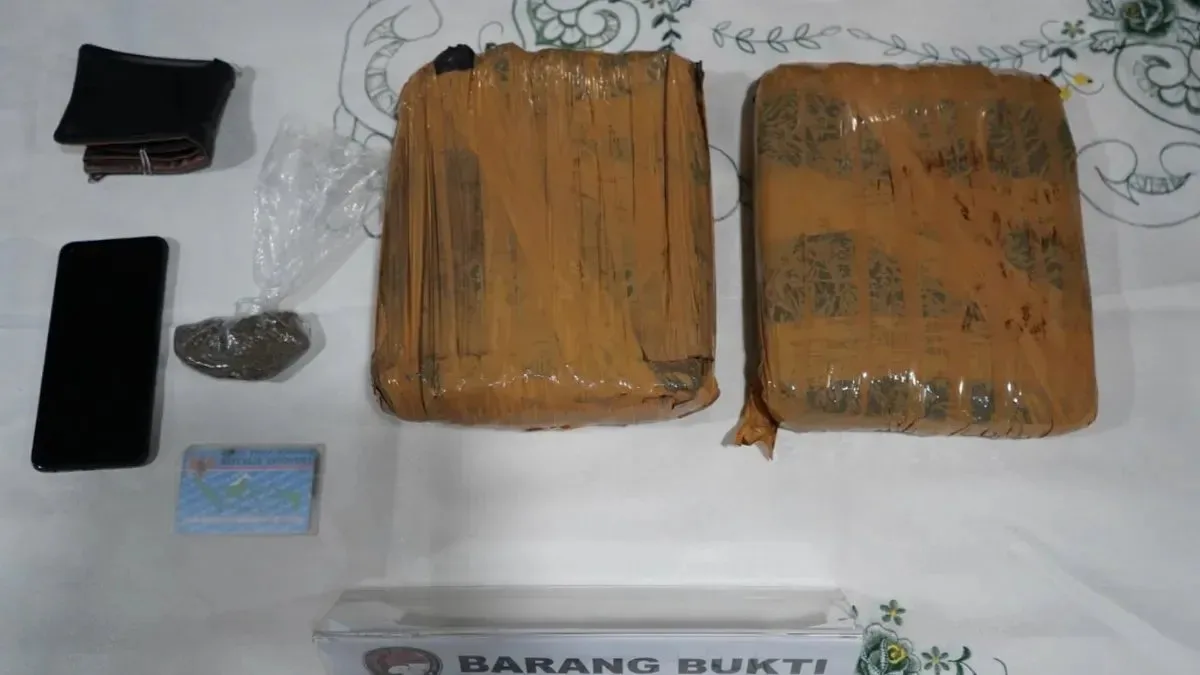 Pengiriman Ganja Terungkap di Duren Sawit