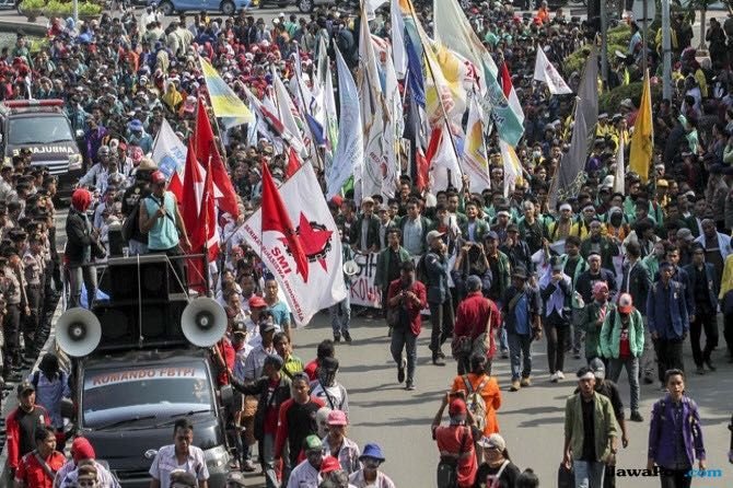 Persiapan Polda Metro Jaya Menyambut Aksi Buruh di Jakarta