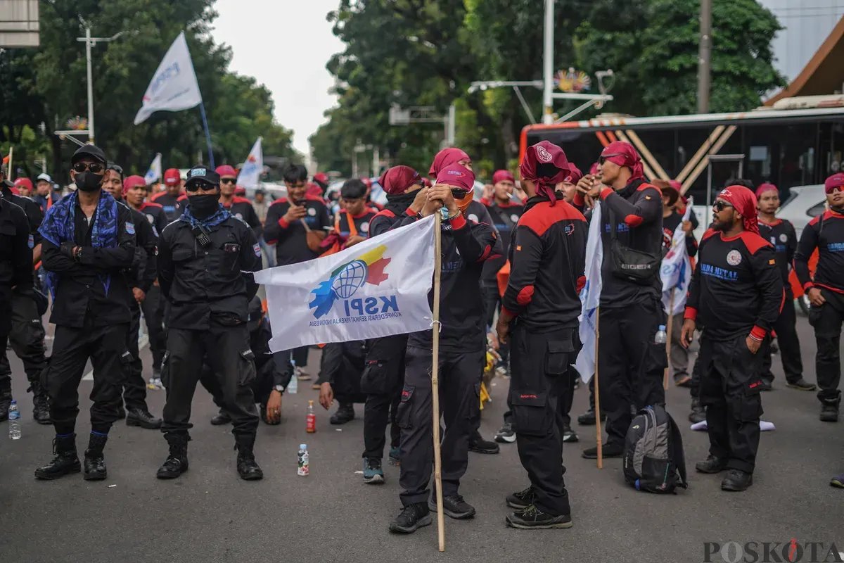 11 Tuntutan Buruh dalam Aksi Unjuk Rasa di Jakarta