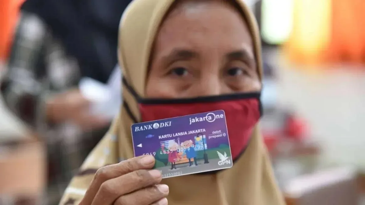 Kendala Pencairan Bantuan Sosial Kartu Lansia Jakarta