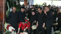 Kisah Guruh Soekarnoputra dan Keinginannya di Dunia Politik