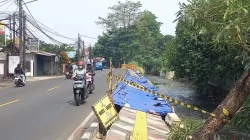 Risiko Trotoar Amblas di Depok akibat Proyek Tak Sesuai Standar