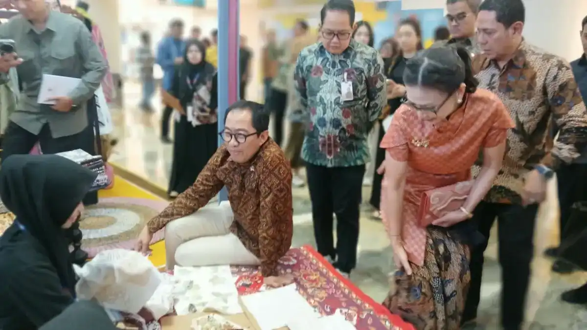 Pengembangan Pasar Batik Lokal di Surabaya
