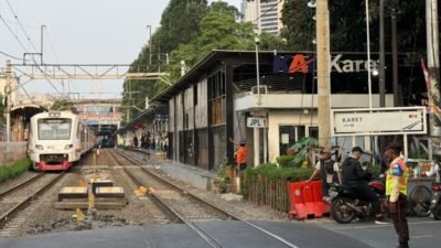 Penutupan Stasiun Karet dan Alih Arah Penumpang ke BNI City Penutupan Stasiun Karet dan Alih Arah Penumpang ke BNI City