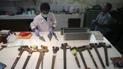 Konservasi Artefak Senjata di Museum NTB