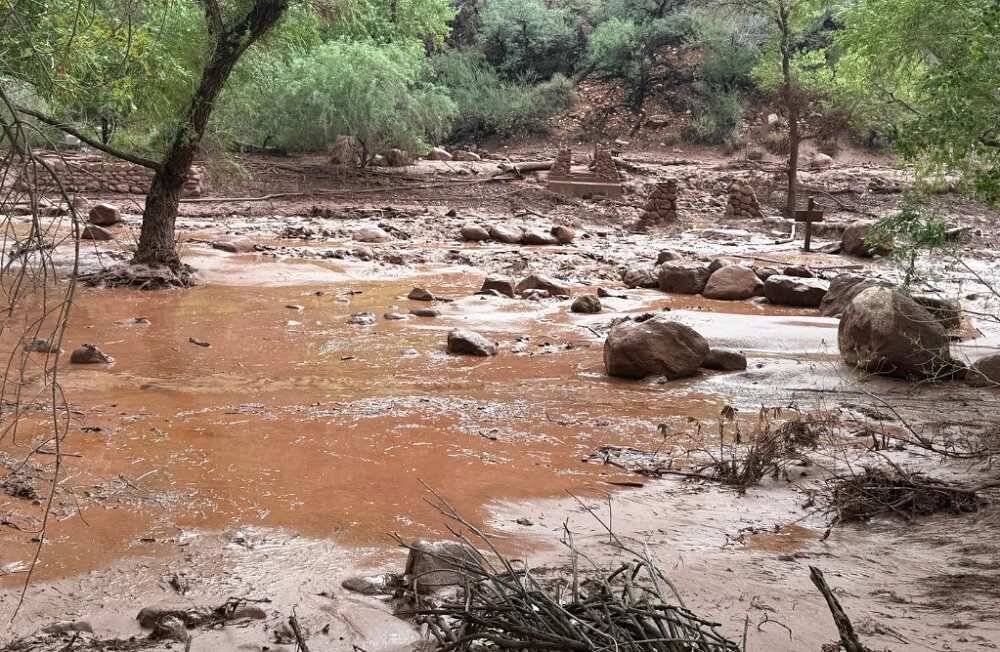 Banjir Bandang di Grand Canyon: Upaya Pencarian Terhadap Lebih Dari 20 Orang Hilang