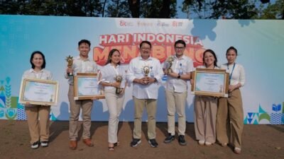 Penghargaan BCA dalam Literasi dan Inklusi Keuangan Penghargaan BCA dalam Literasi dan Inklusi Keuangan