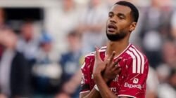 Virgil van Dijk Menentang Keputusan Cody Gakpo untuk Pindah Virgil van Dijk Menentang Keputusan Cody Gakpo untuk Pindah