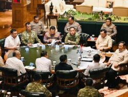 Pertemuan Strategis: Panglima TNI dan Kapolri Laporkan Situasi Nasional kepada Presiden Prabowo