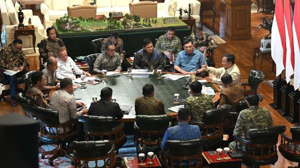 Mempermudah Akses Suku Dayak untuk Bergabung dengan TNI Mempermudah Akses Suku Dayak untuk Bergabung dengan TNI
