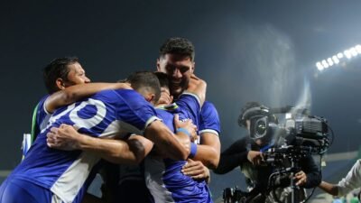 Persib Bandung Hadapi Tantangan Tiga Laga Tandang dalam Nyata Persib Bandung Hadapi Tantangan Tiga Laga Tandang dalam Nyata